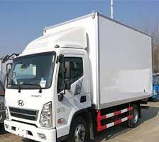 In addition to its powerful performance and reliable refrigeration system, Hyundai designed the Hyundai HD 72 for efficient operations